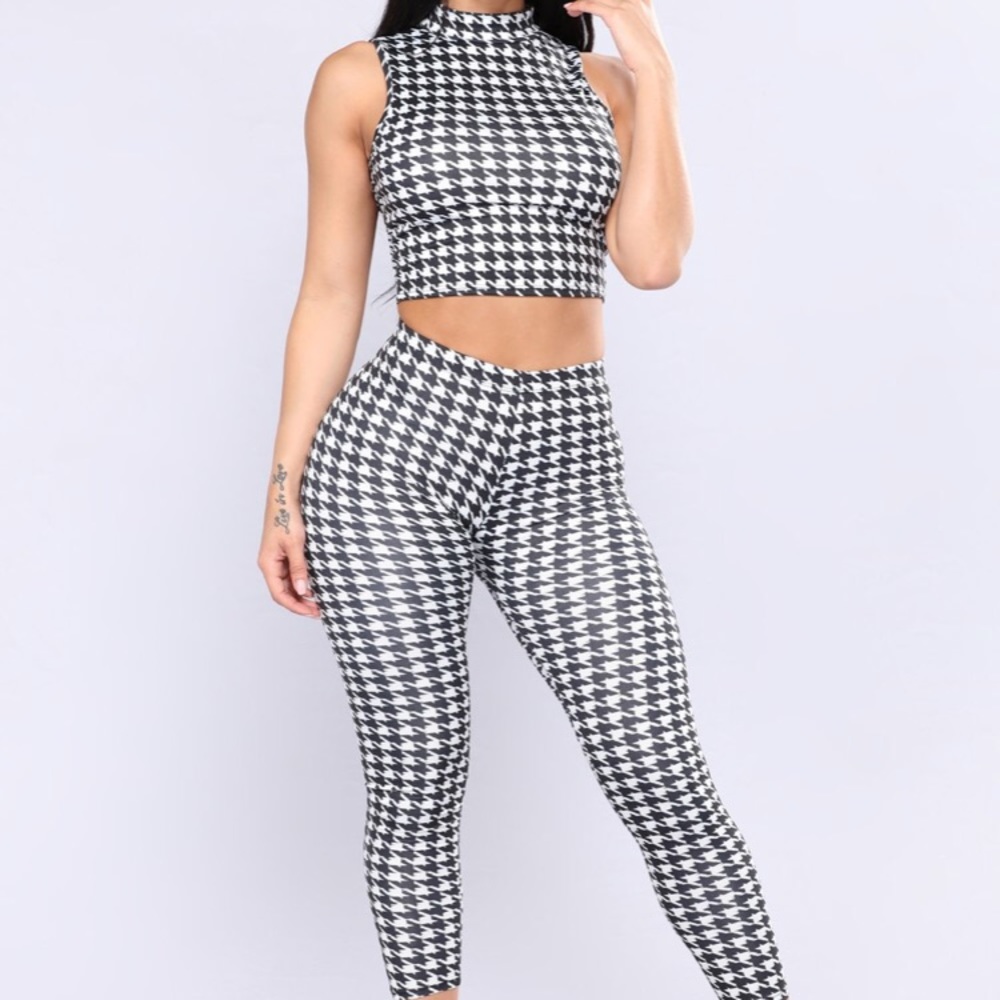 Fashion Nova - Lynette Houndstooth Set